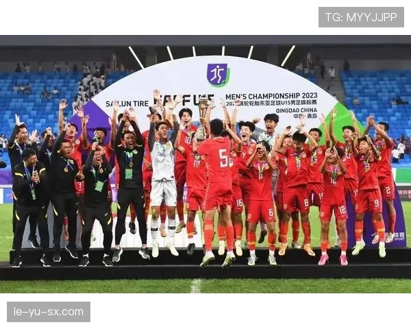 中国足球时隔22年重返决赛舞台，历史性突破点燃全民期待