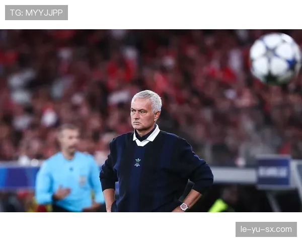 穆帅重返英超，携手曼联加速复兴进程