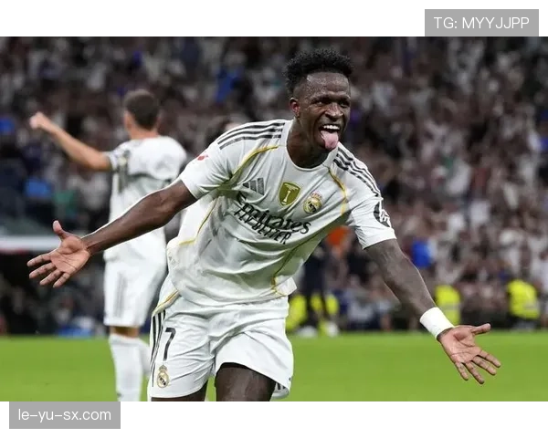 维尼修斯早期生涯解析：皇马初期低迷为何成为关键转折